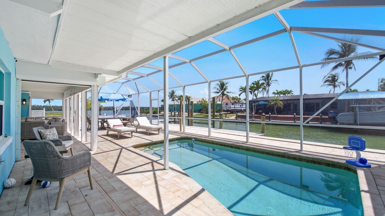 Photo of Outdoor in Mid Island