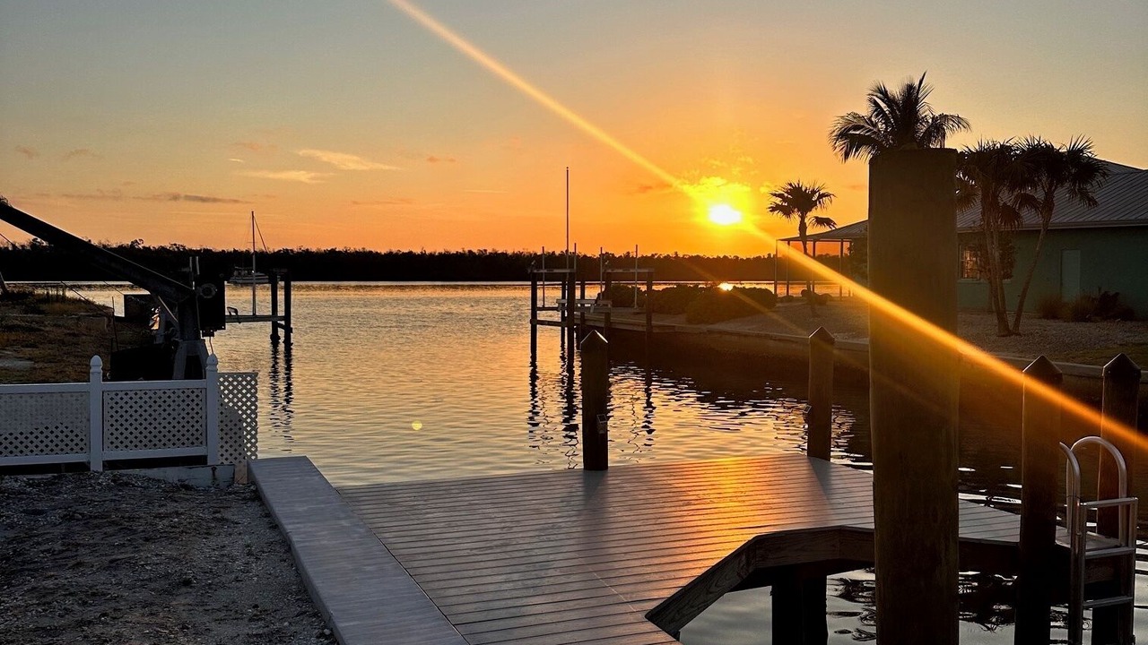 Photo of Outdoor in Mid Island