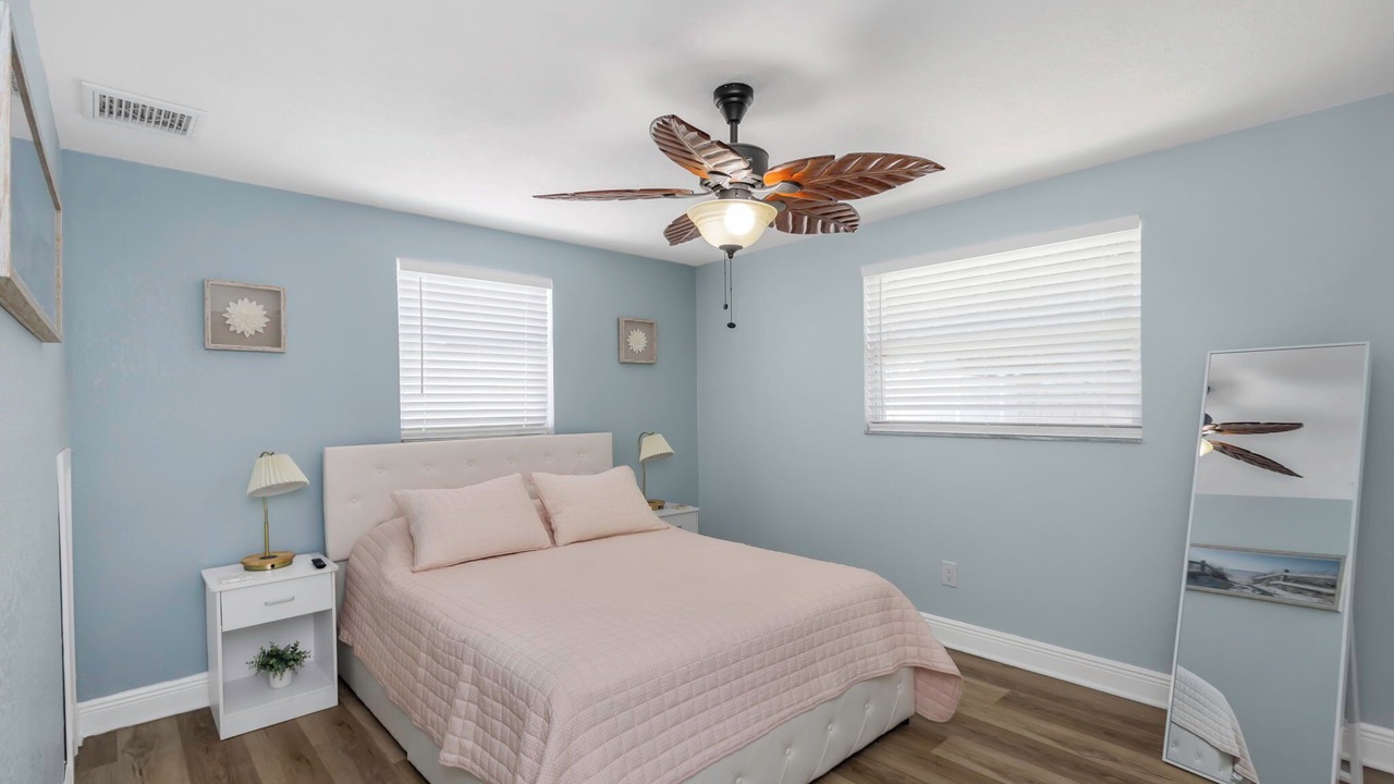 Photo of Bedroom in Pinellas Park
