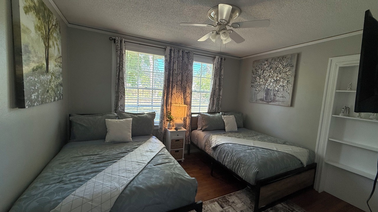 Photo of Bedroom in Valdosta