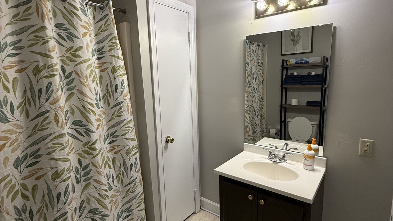 Photo of Bathroom in Valdosta