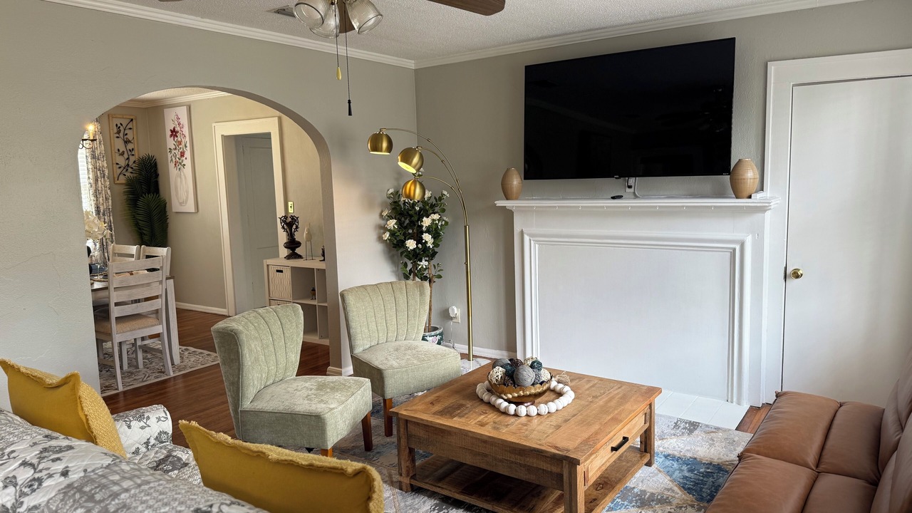 Photo of Livingroom in Valdosta