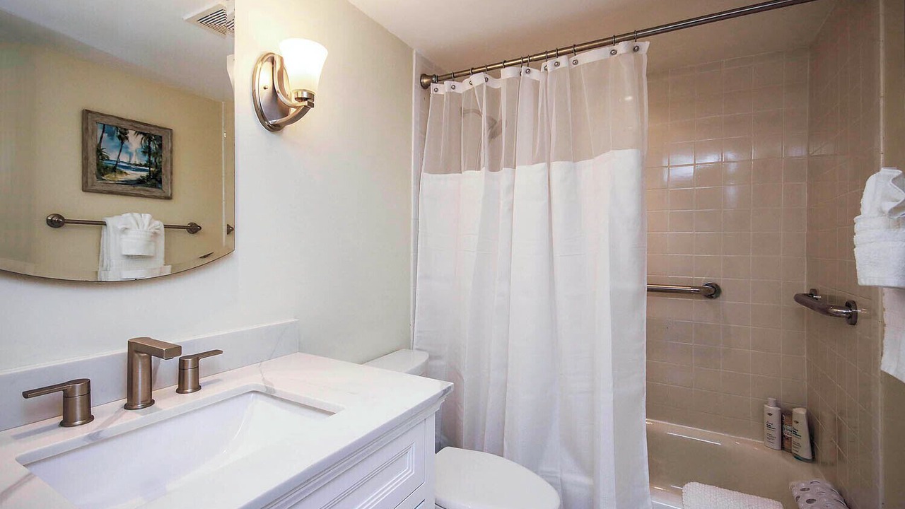 Photo of Bathroom in Sanibel