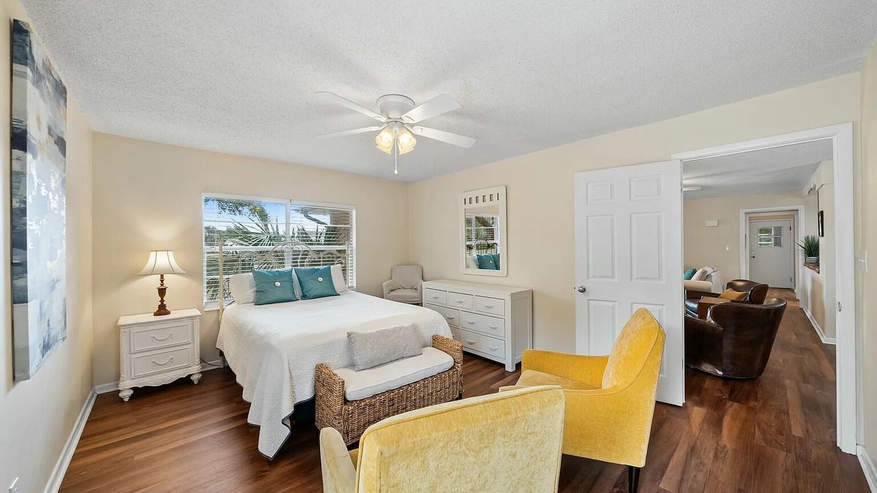 Photo of Bedroom in Santa Monica