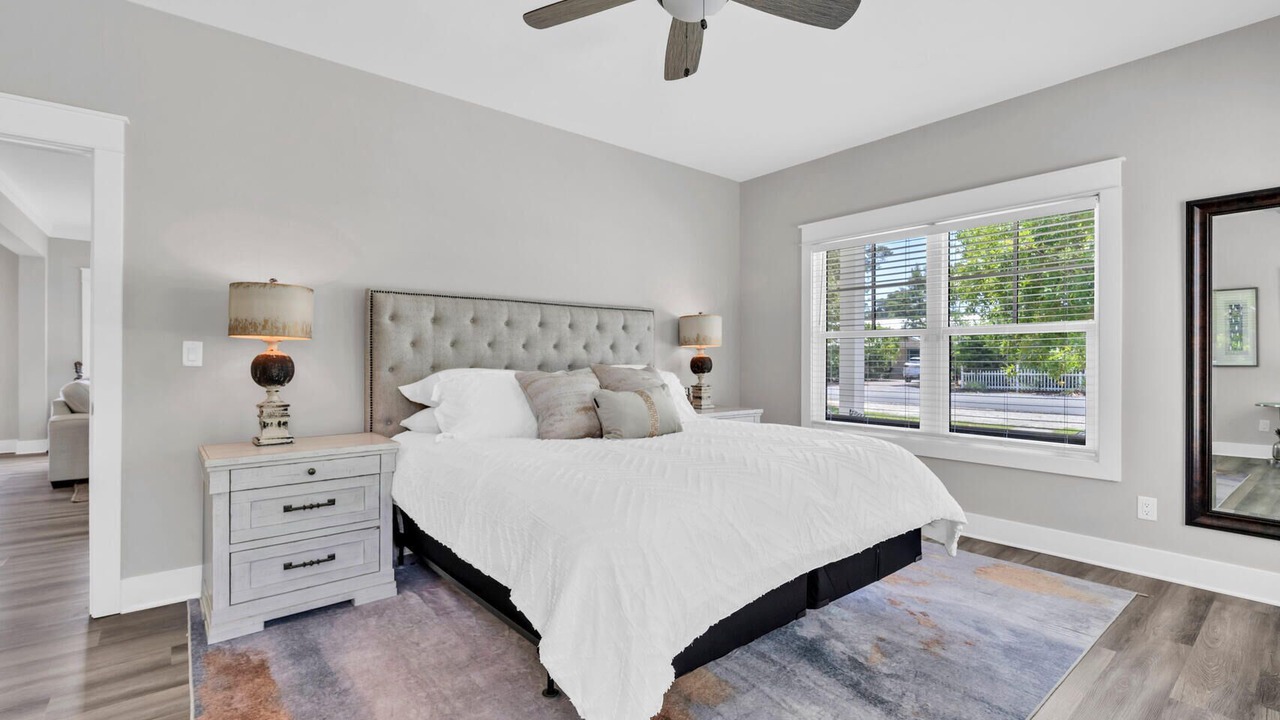 Photo of Bedroom in Gulfview Heights