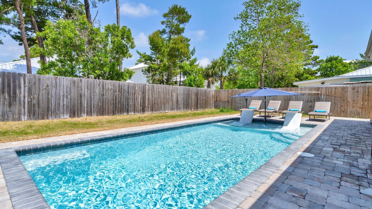 Photo of Outdoor in Gulfview Heights