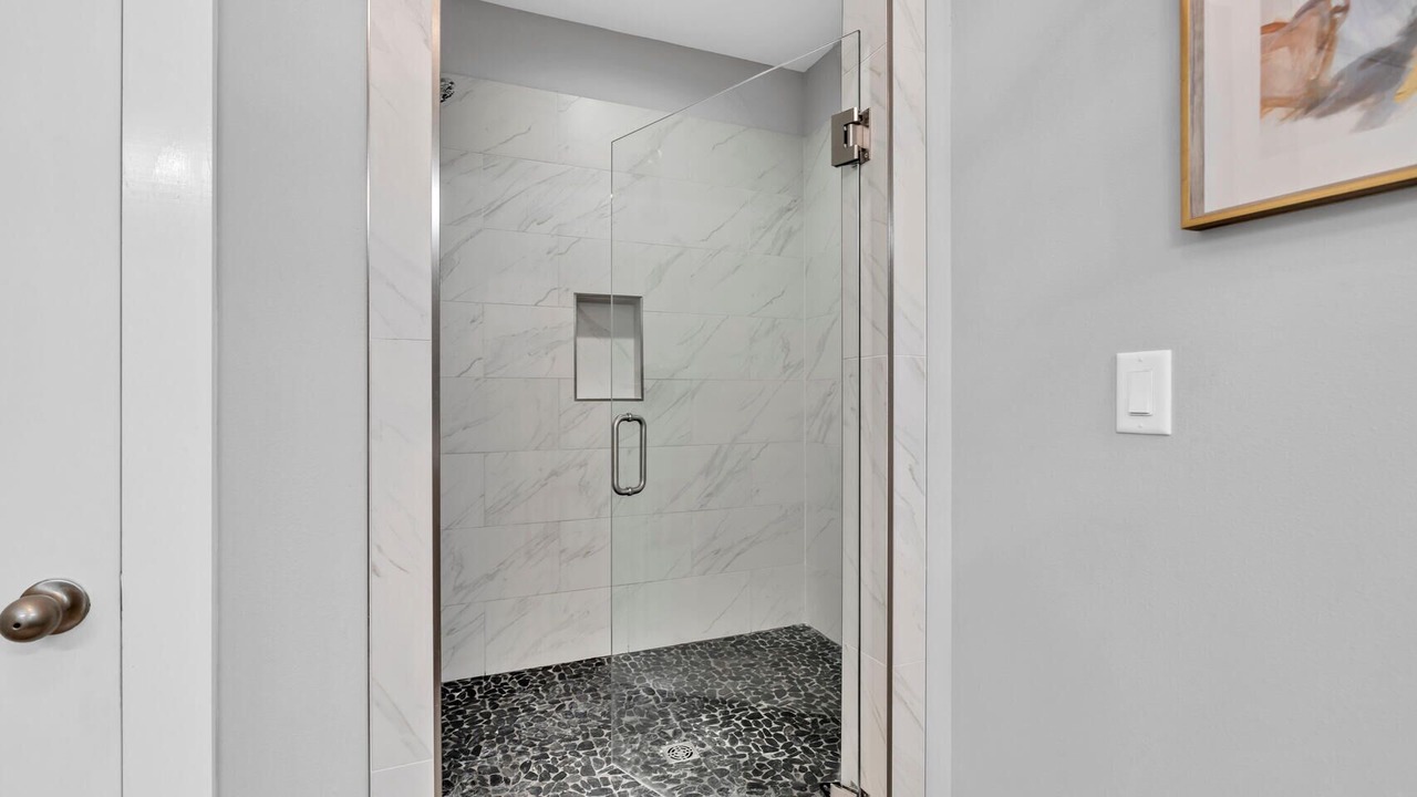 Photo of Bathroom in Gulfview Heights