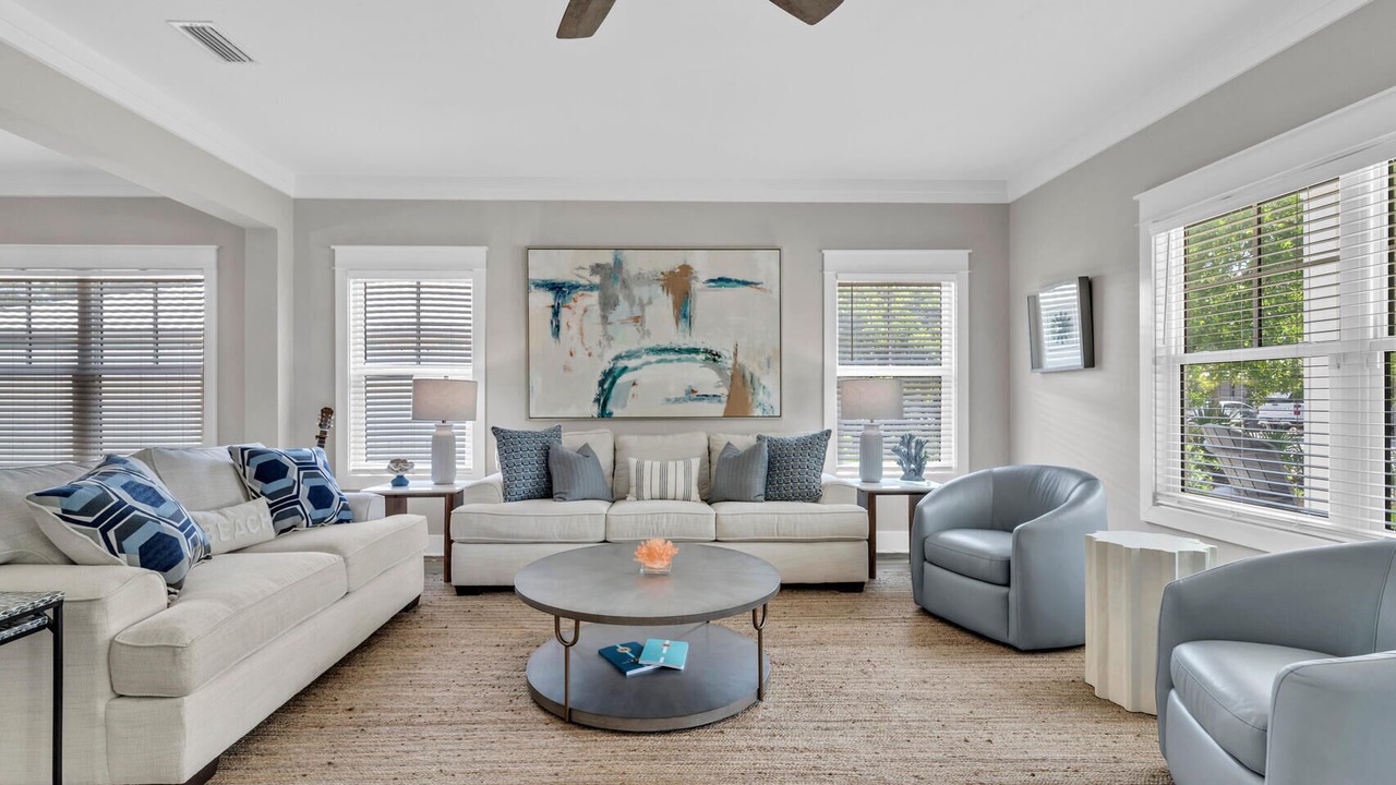 Photo of Livingroom in Gulfview Heights
