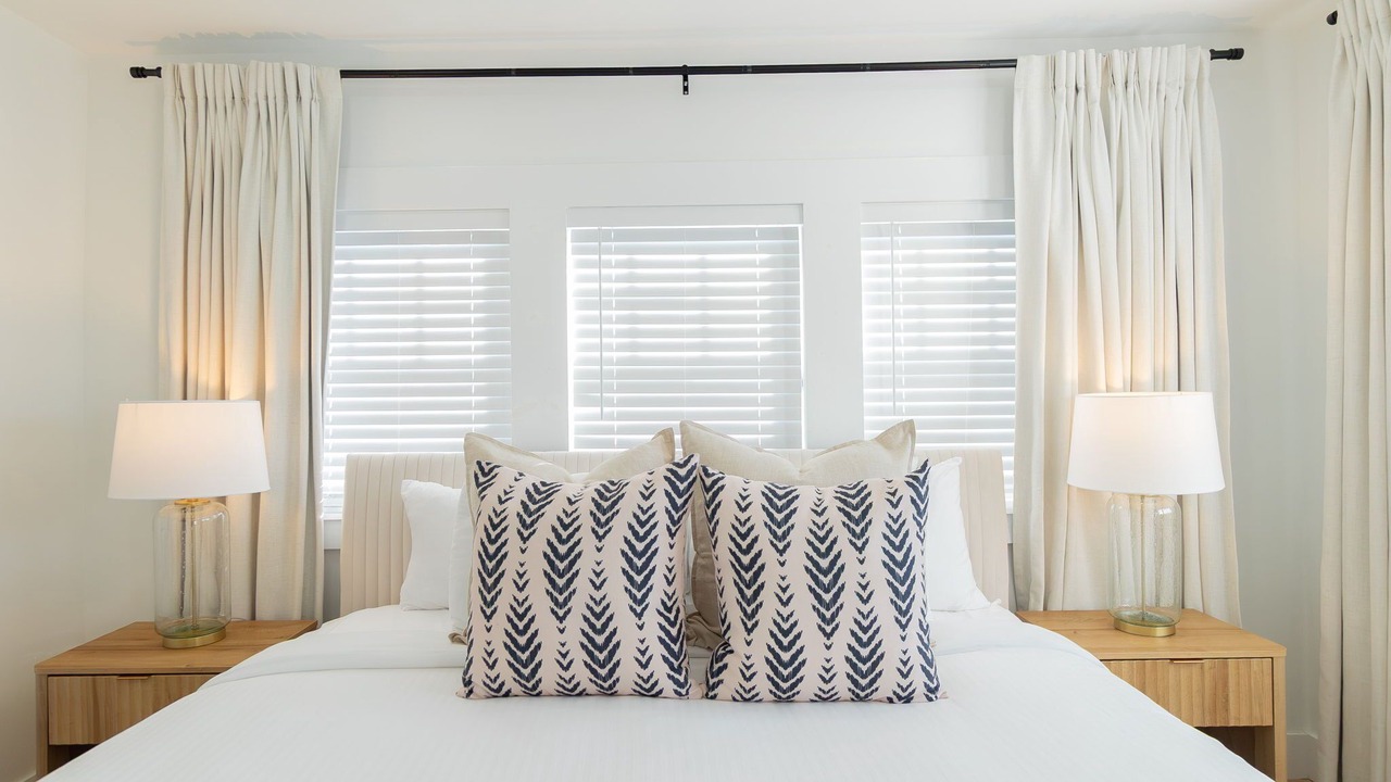 Photo of Bedroom in Old Northwood Historic District
