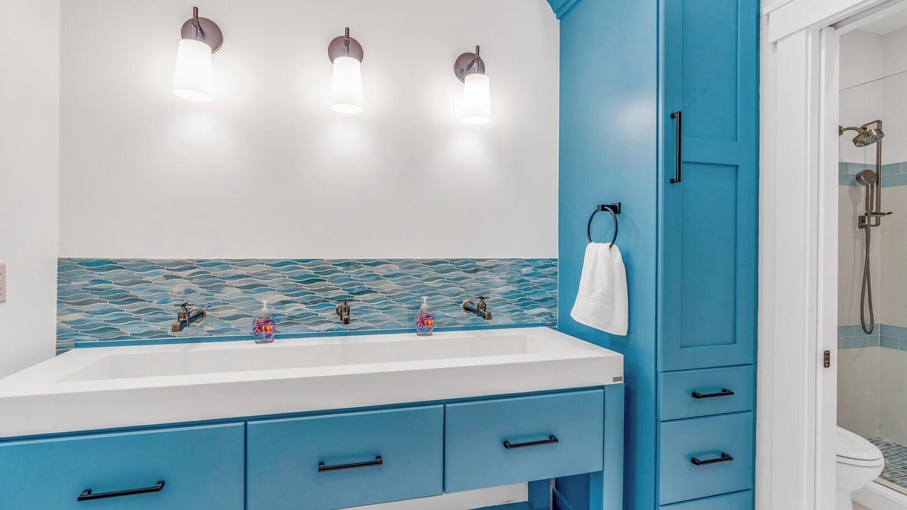 Photo of Bathroom in Marathon