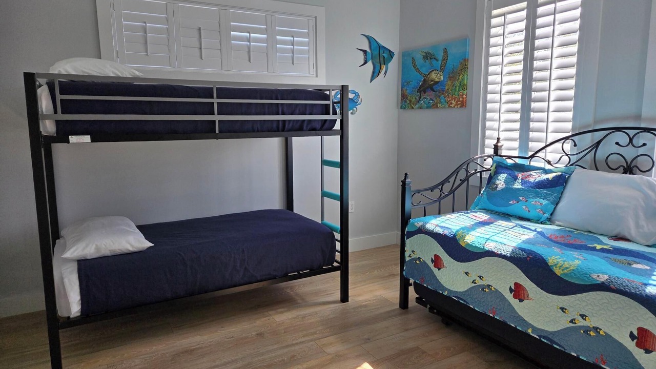 Photo of Bedroom in Dixie Shores