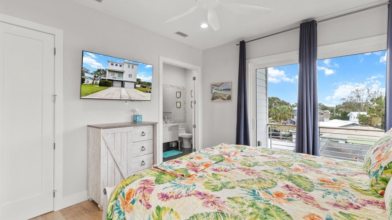 Photo of Bedroom in Dixie Shores