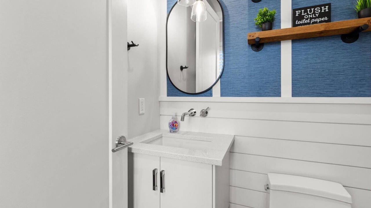 Photo of Bathroom in Dixie Shores