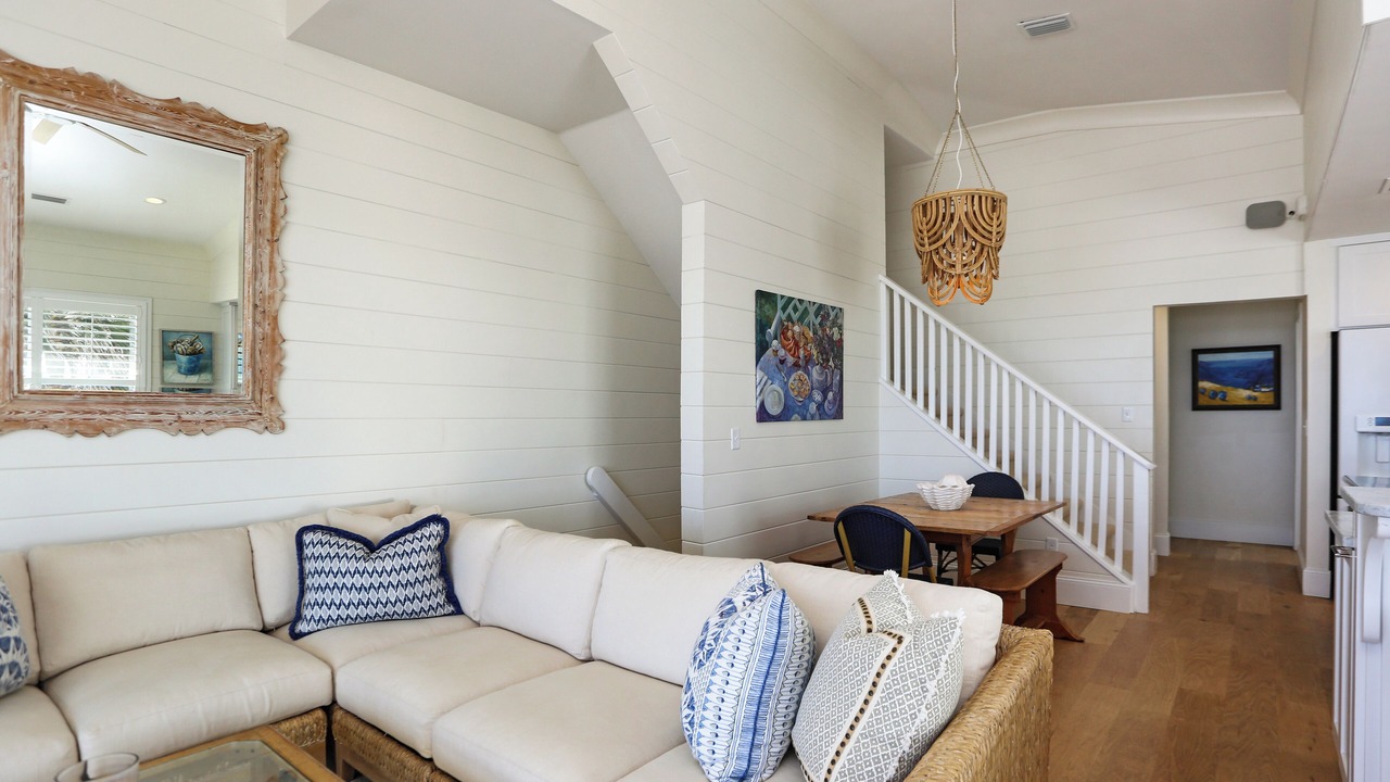 Photo of Livingroom in Port St. Joe