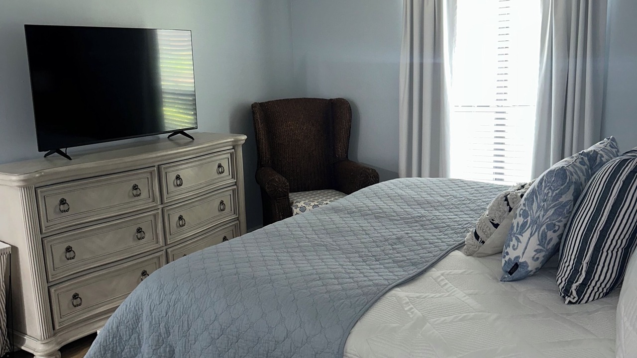 Photo of Bedroom in Saint Simons Heights