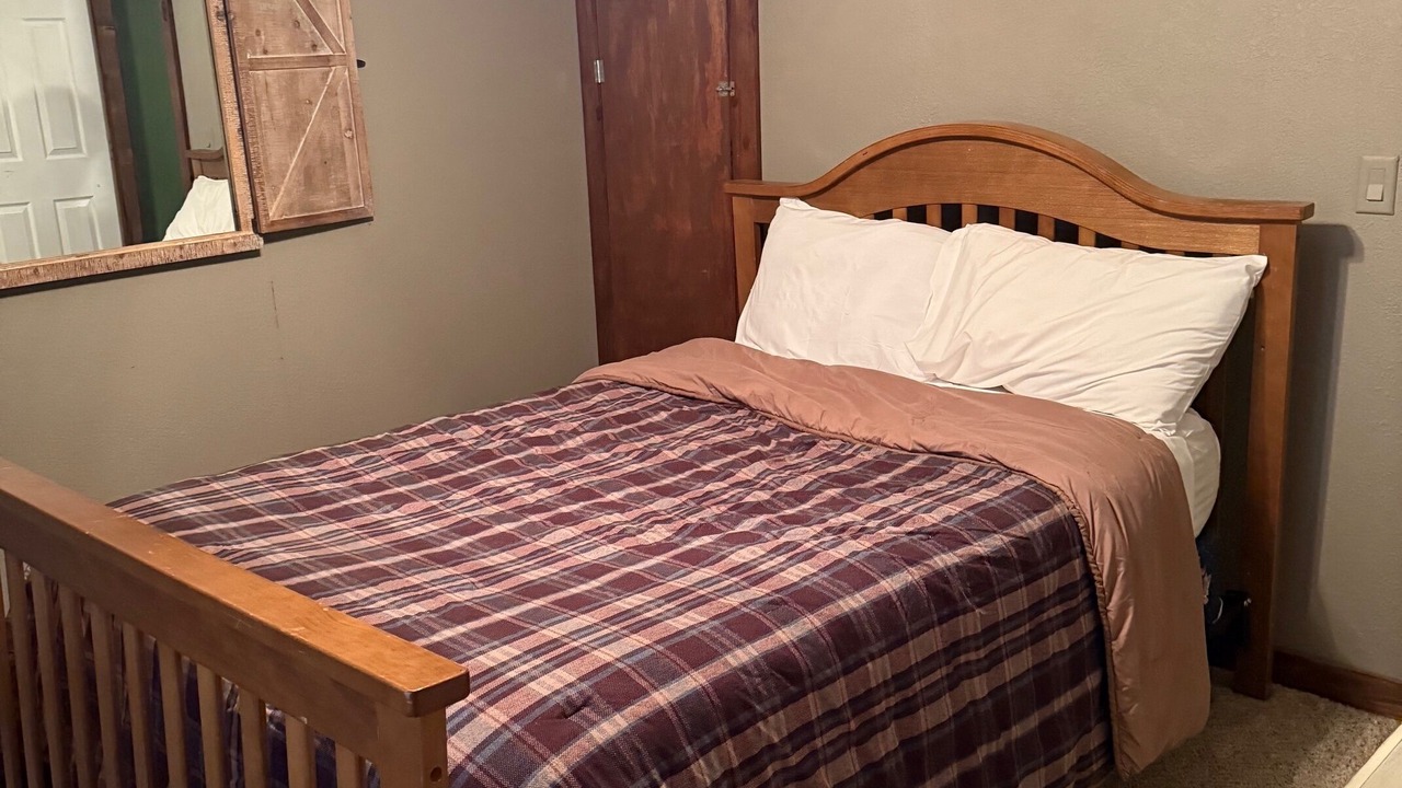 Photo of Bedroom in Twin City