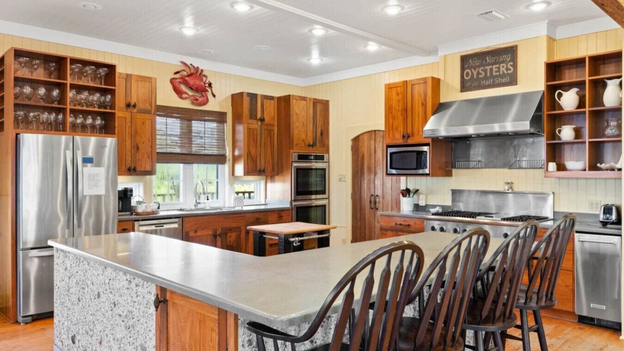 Photo of Kitchen in Indian Pass