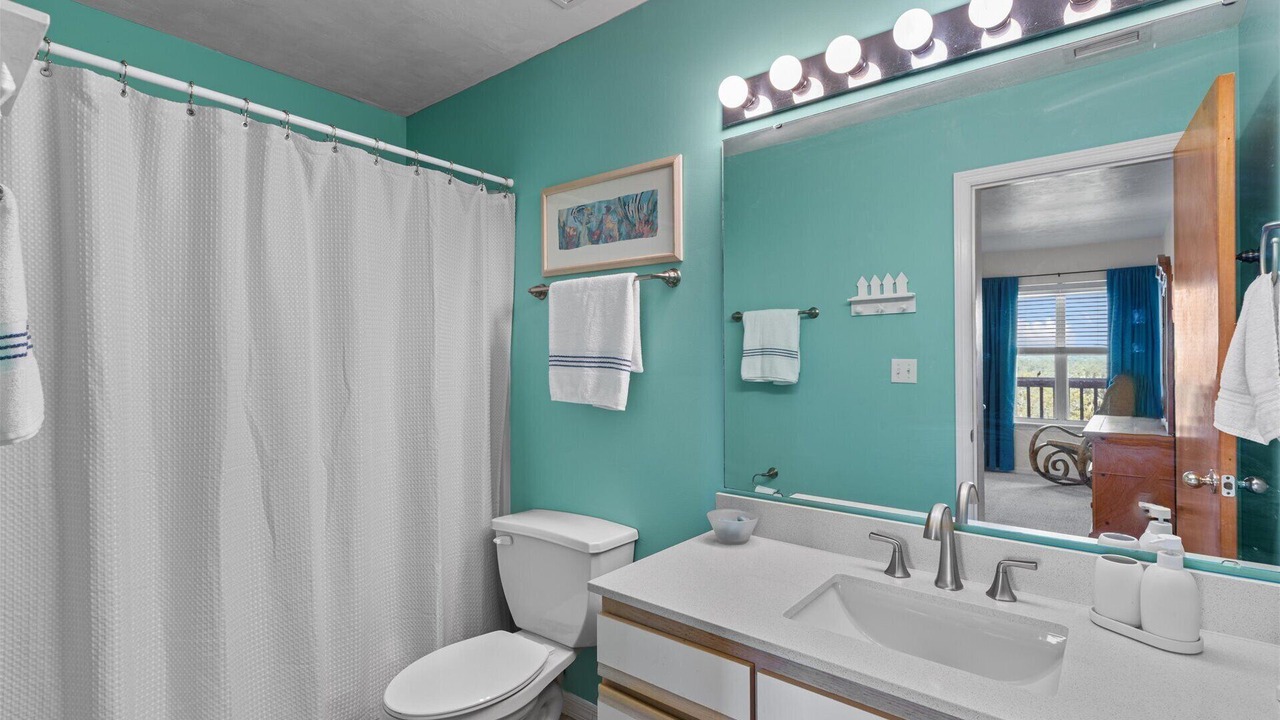 Photo of Bathroom in Cedar Key