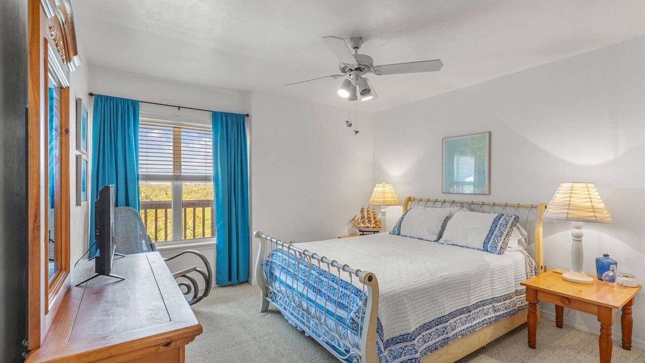 Photo of Bedroom in Cedar Key