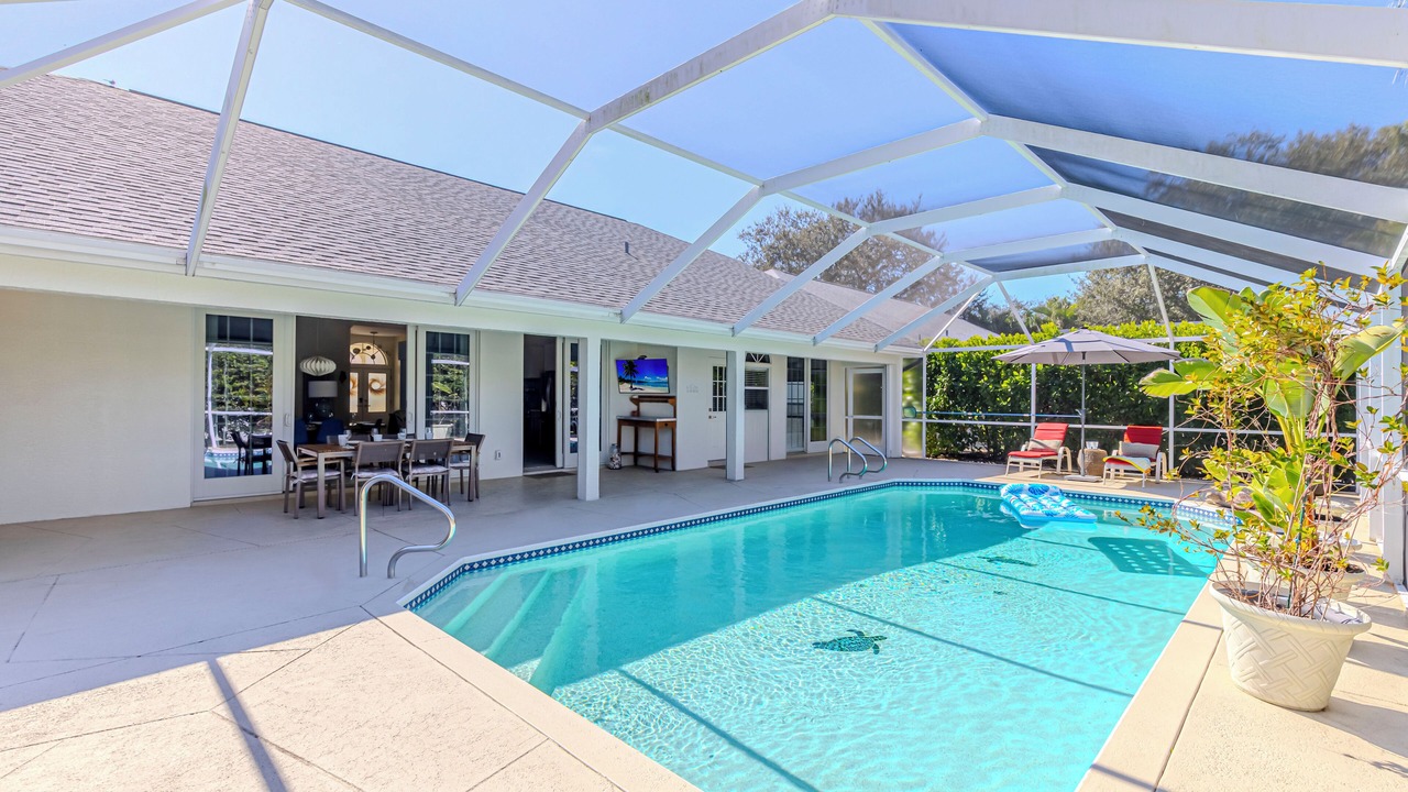 Photo of Outdoor in Crown Pointe