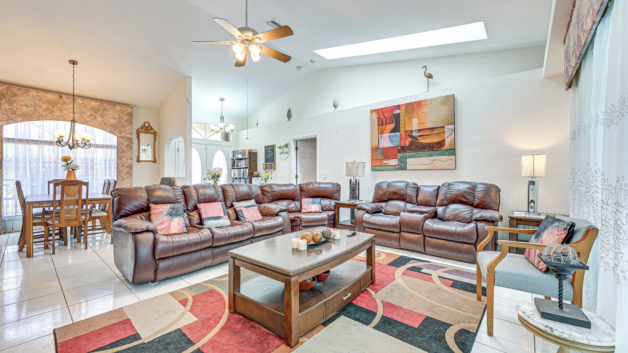 Photo of Livingroom in Deep Creek