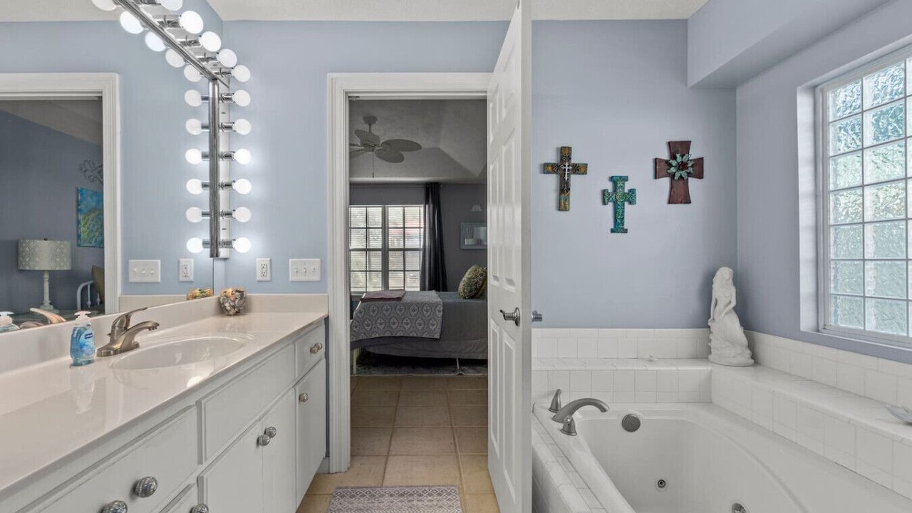 Photo of Bathroom in Riviera Beach