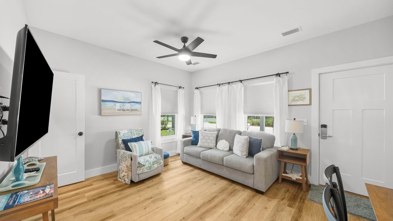 Photo of Livingroom in Port St. Joe