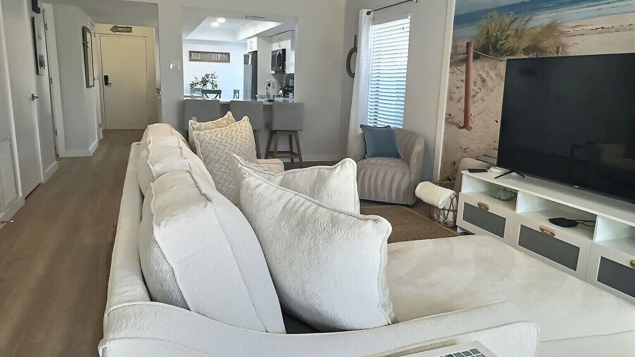Photo of Others in Gulf Gate Estates