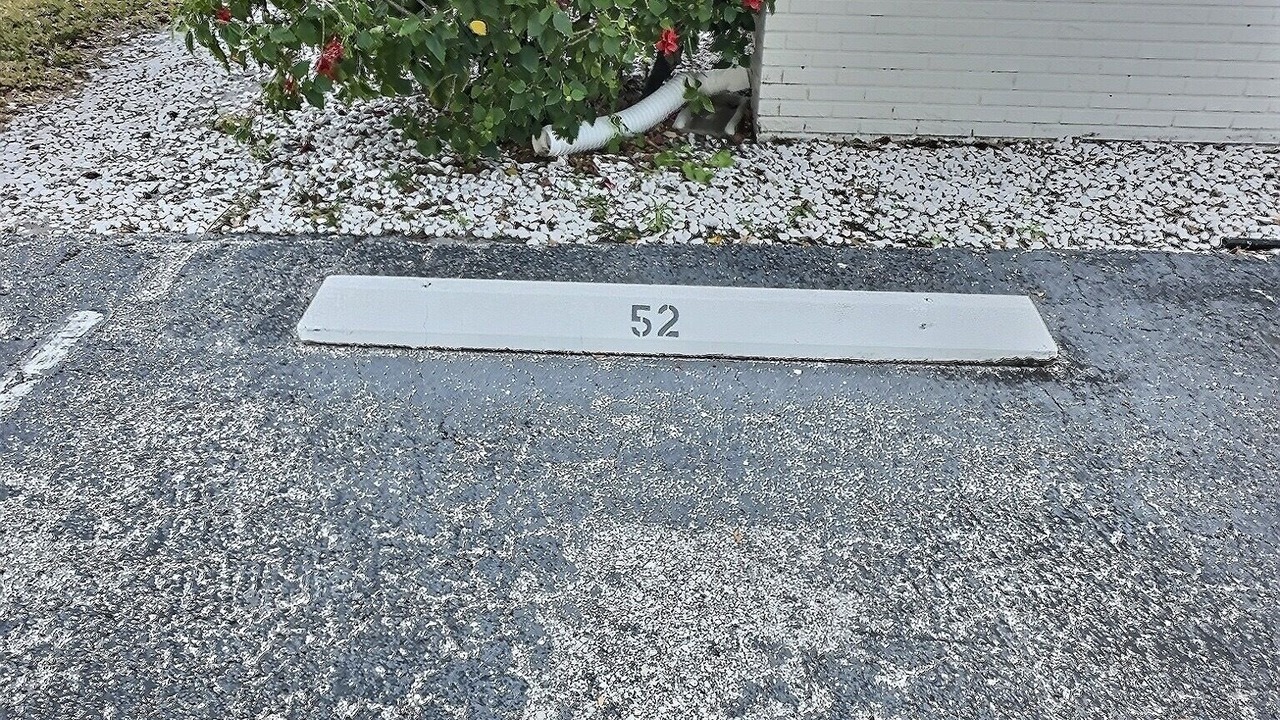 Photo of Others in Gulf Gate Estates