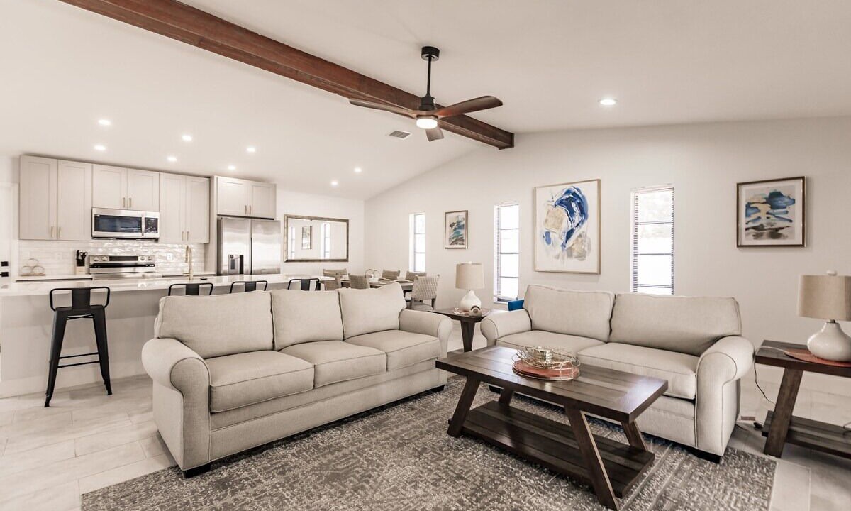 Photo of Livingroom in San Carlos Park