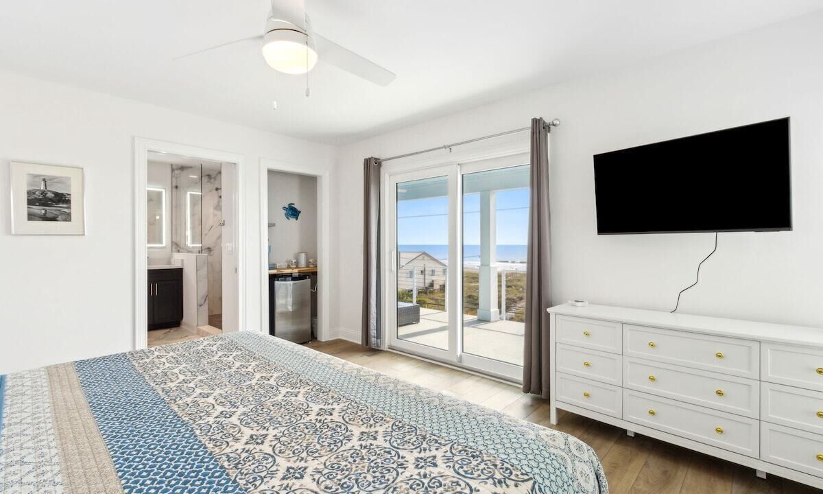 Photo of Bedroom in Ocean Cay