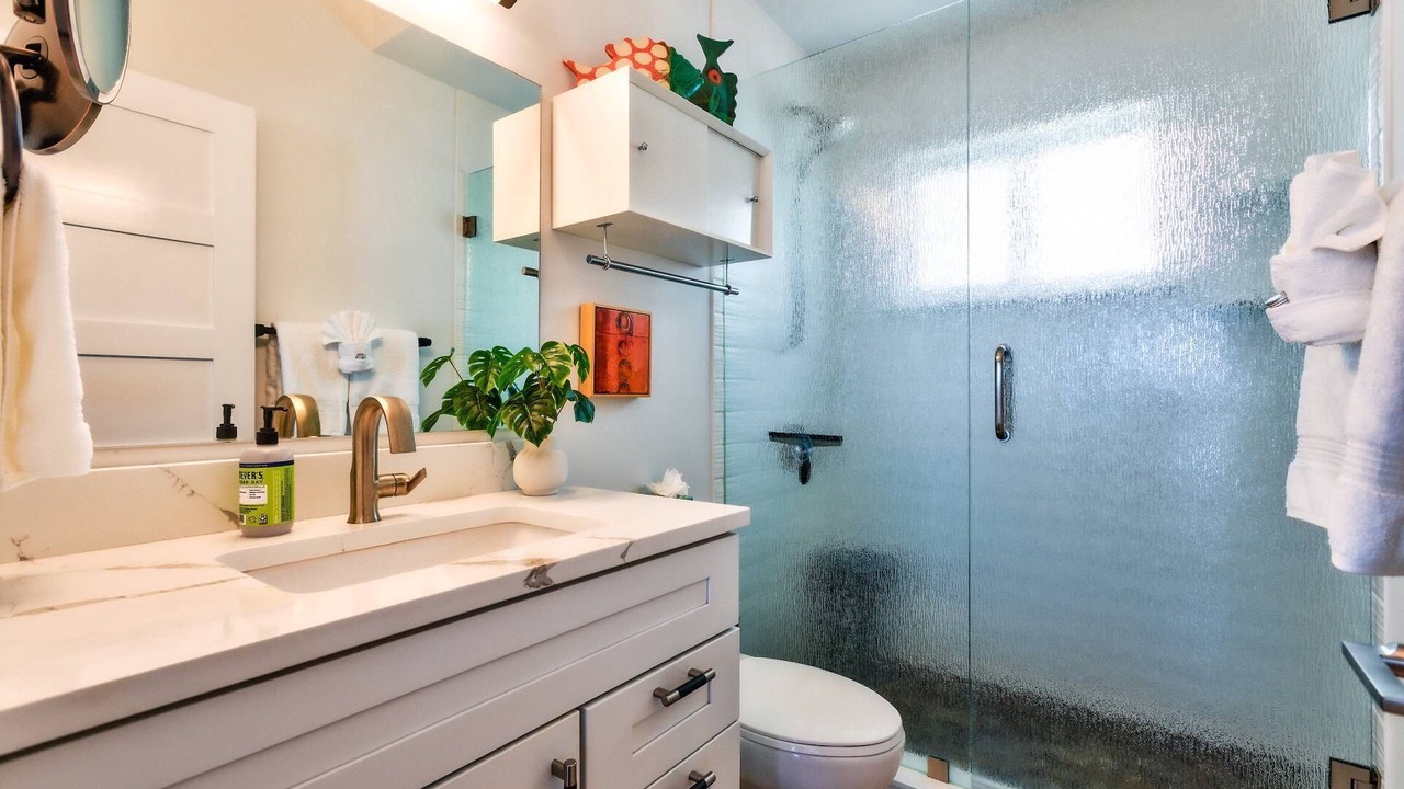 Photo of Bathroom in Summerland Key