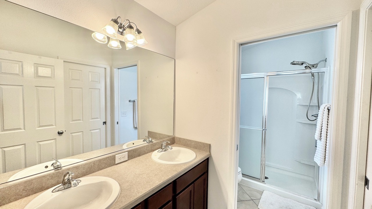 Photo of Bathroom in St. James