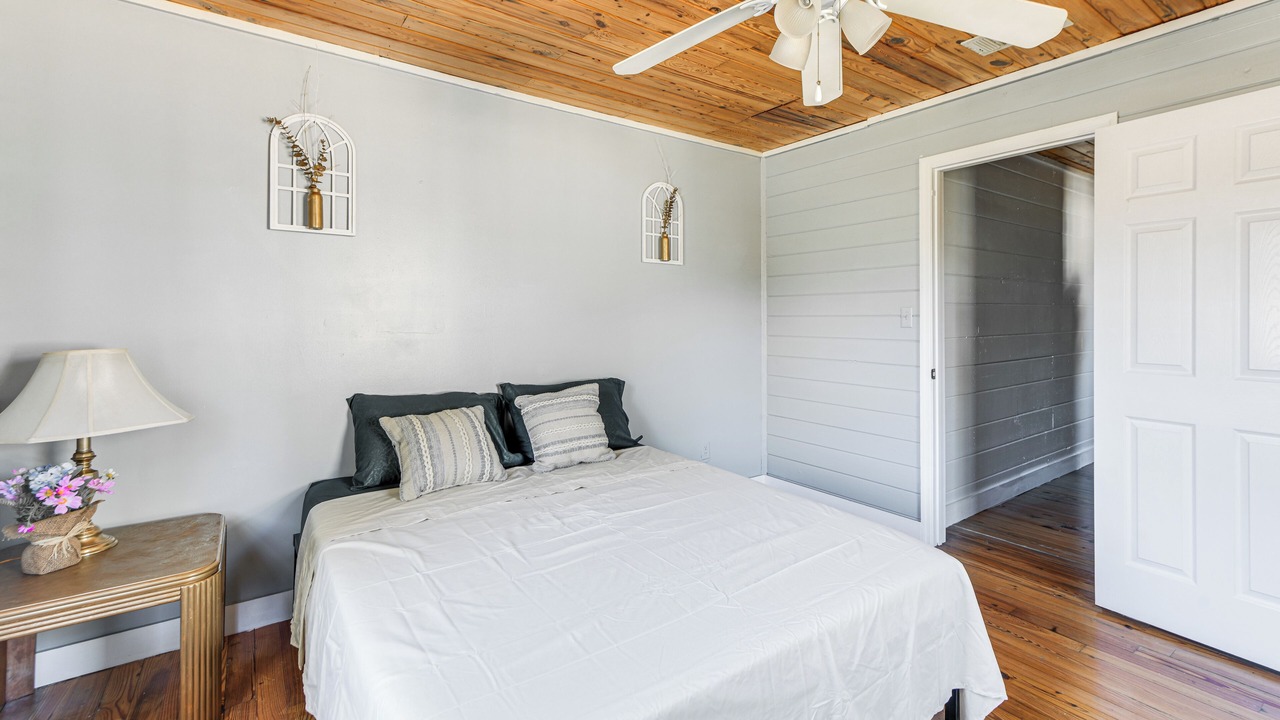 Photo of Bedroom in Sylvester