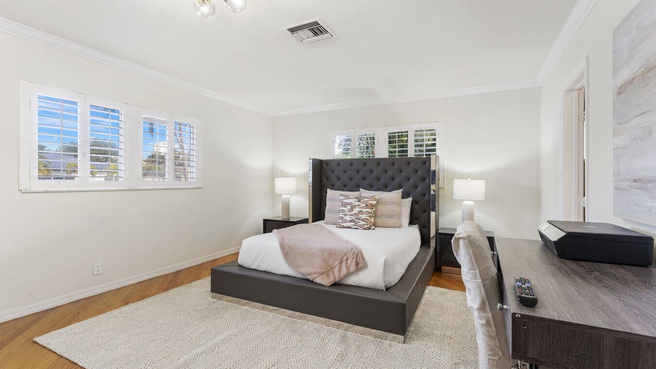 Photo of Bedroom in Central Corals