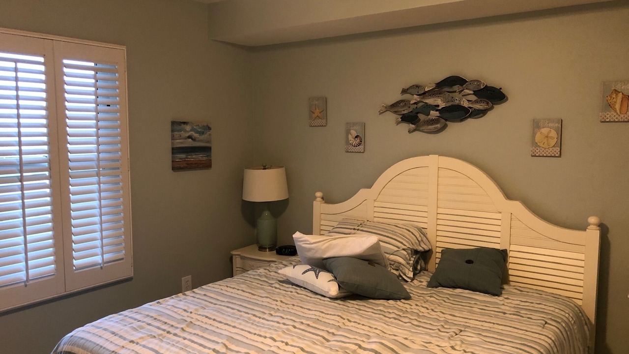 Photo of Bedroom in Miramar Beach