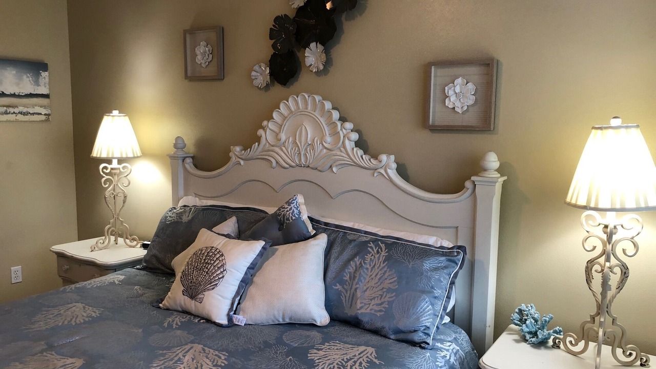 Photo of Bedroom in Miramar Beach