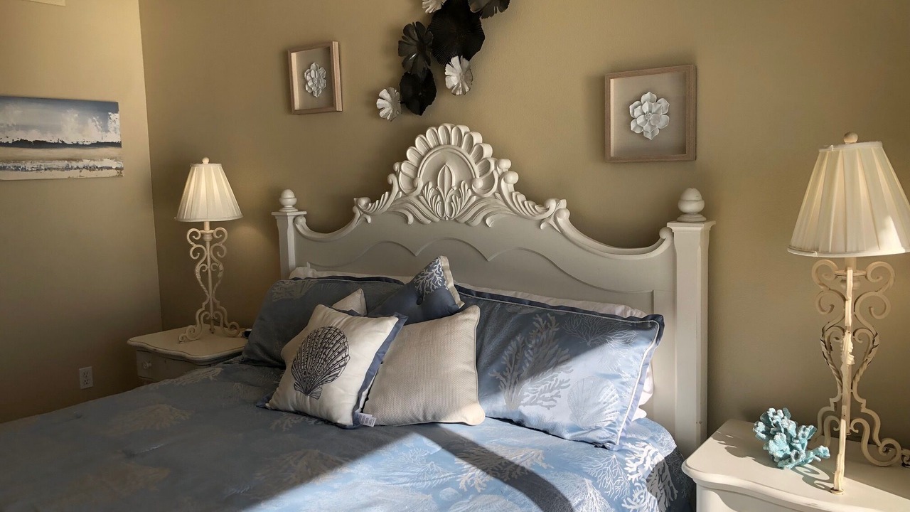 Photo of Bedroom in Miramar Beach