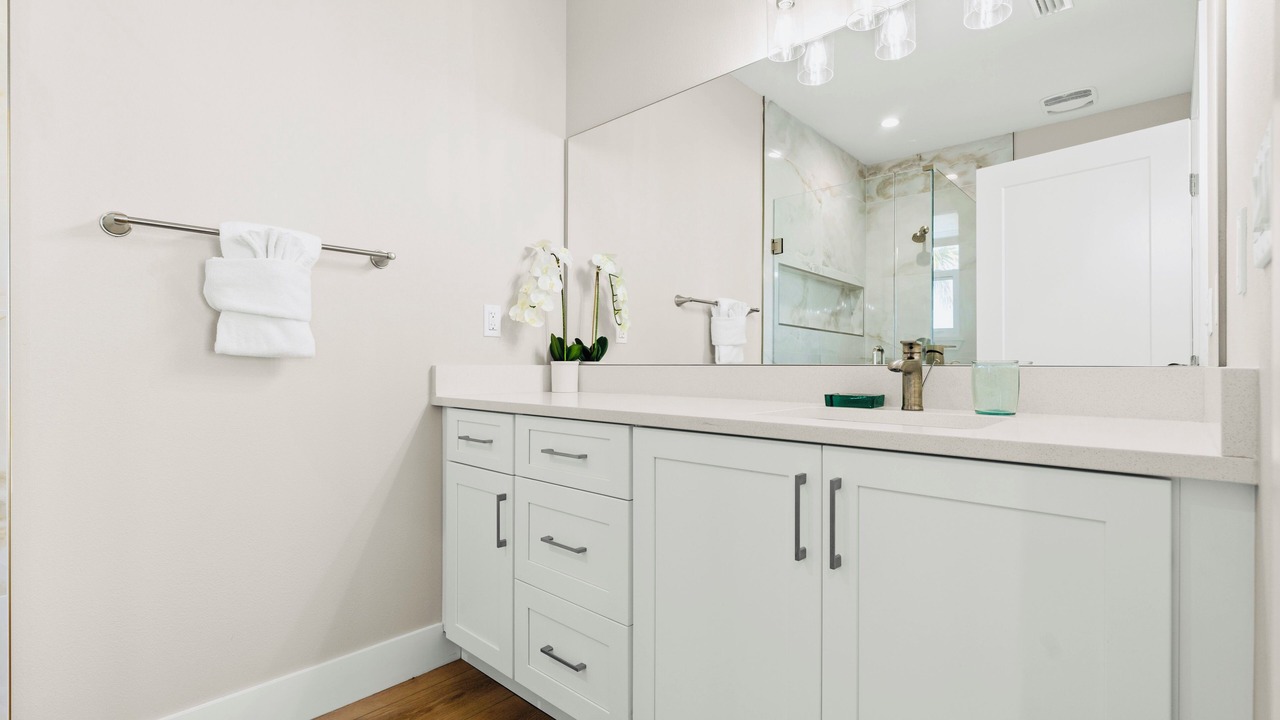Photo of Bathroom in Wilbur-By-The-Sea