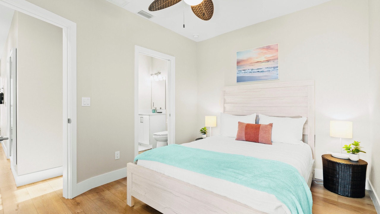 Photo of Bedroom in Wilbur-By-The-Sea