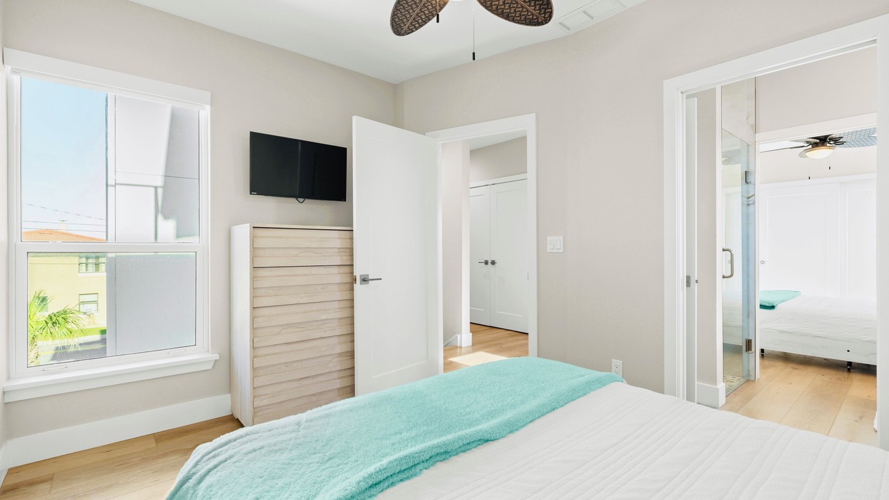Photo of Bedroom in Wilbur-By-The-Sea