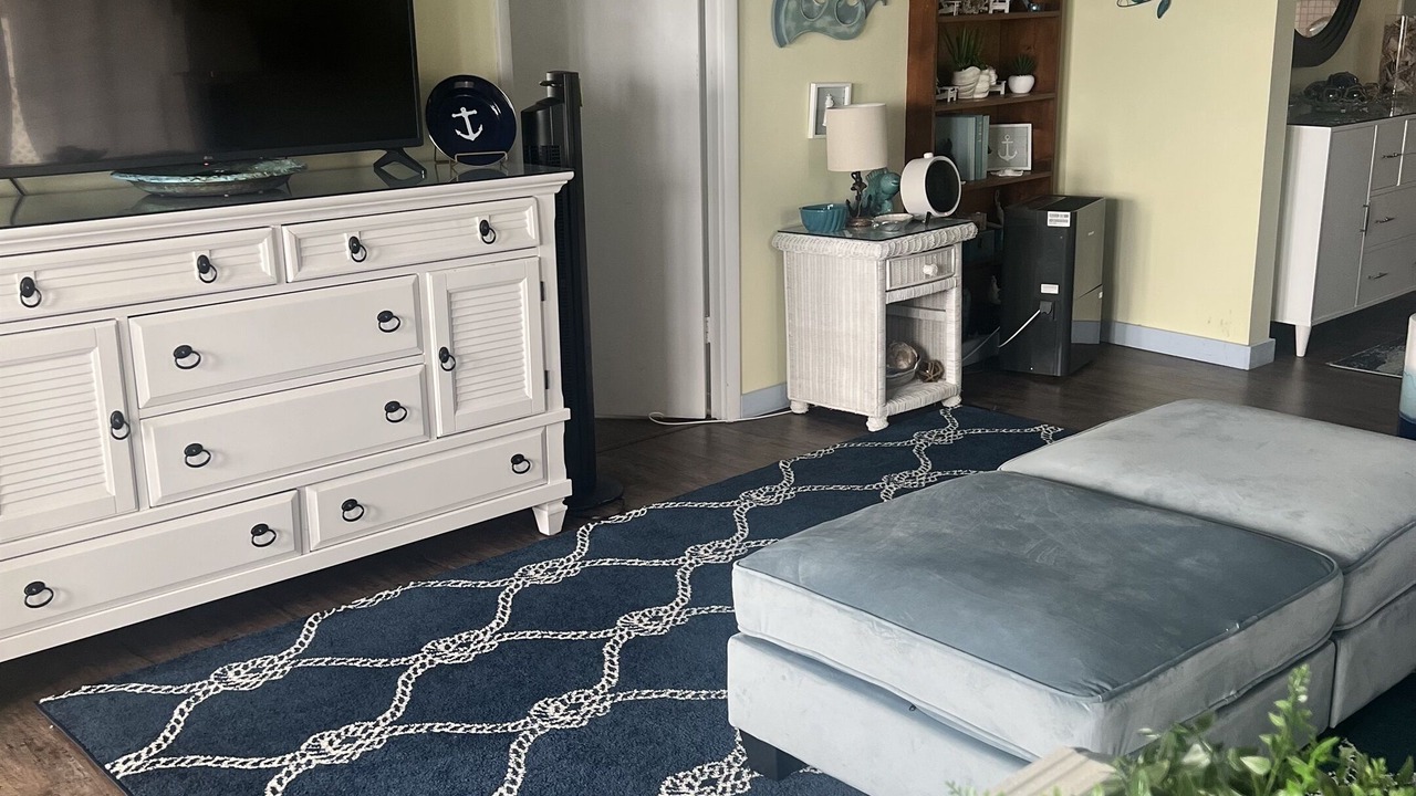 Photo of Livingroom in Eastpoint