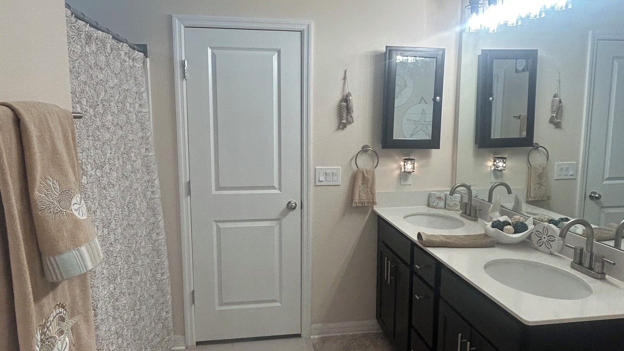 Photo of Bathroom in Lake Alfred