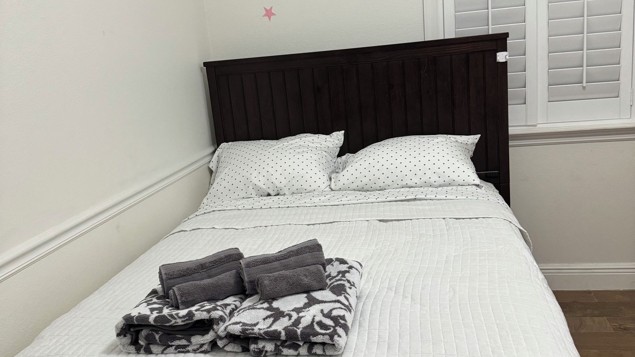Photo of Bedroom in Willow Bend