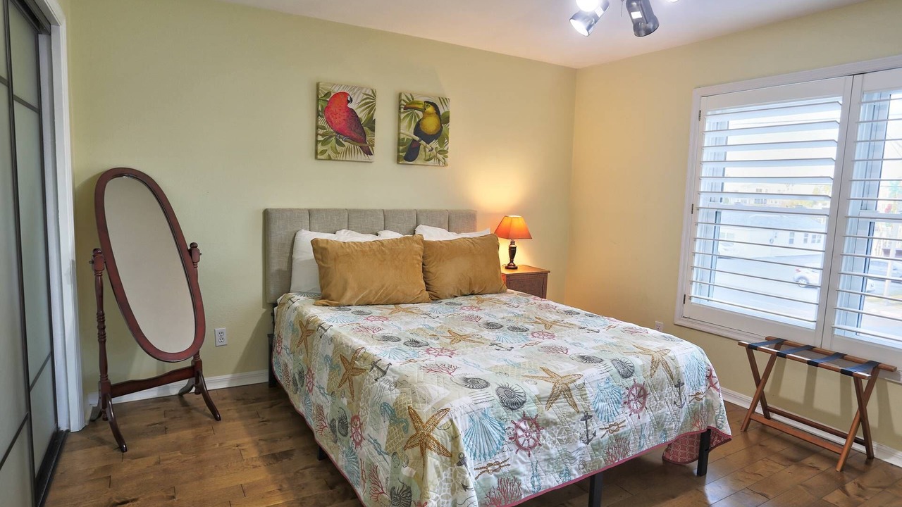 Photo of Bedroom in Madeira Beach