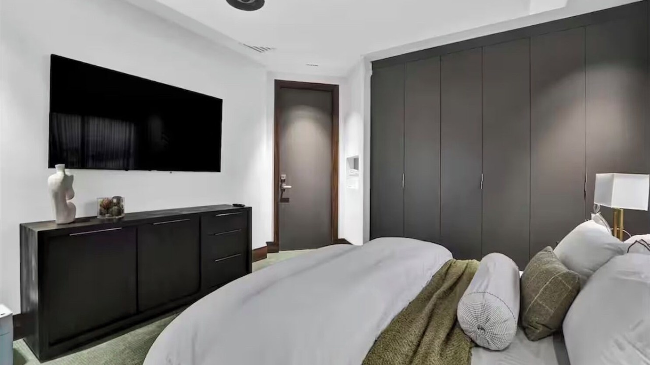 Photo of Bedroom in Miami Gardens
