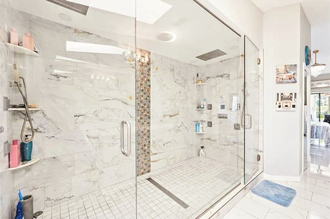 Photo of Bathroom in Woodlands