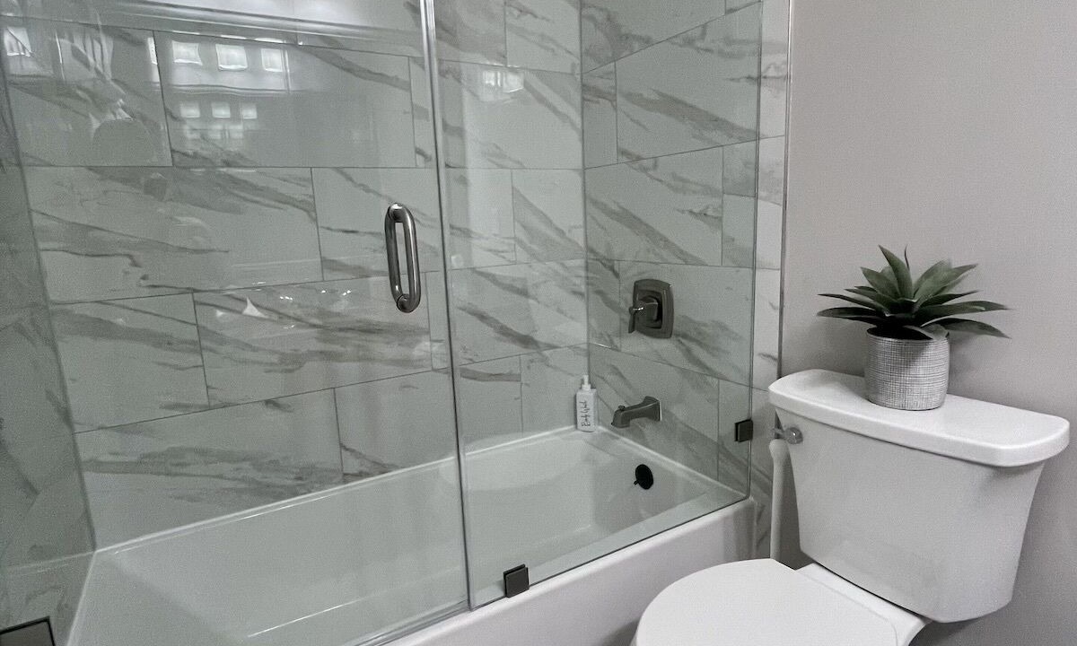Photo of Bathroom in Marathon