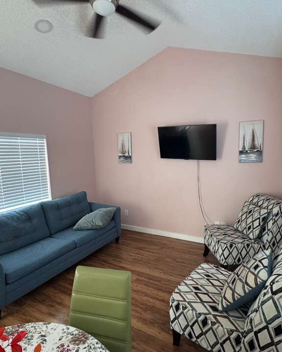 Photo of Livingroom in Gainesville