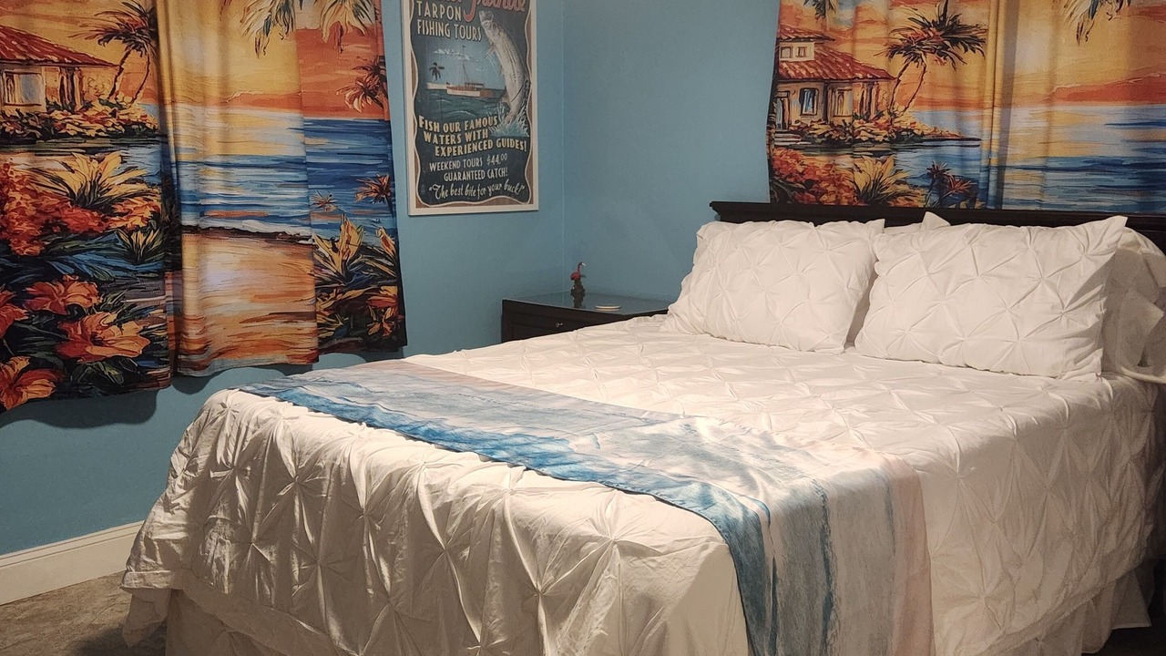 Photo of Bedroom in Englewood South